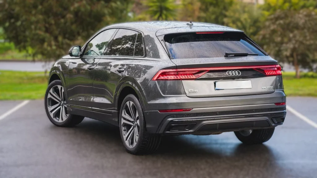 Audi-Q8-55-Tfsi-Image
