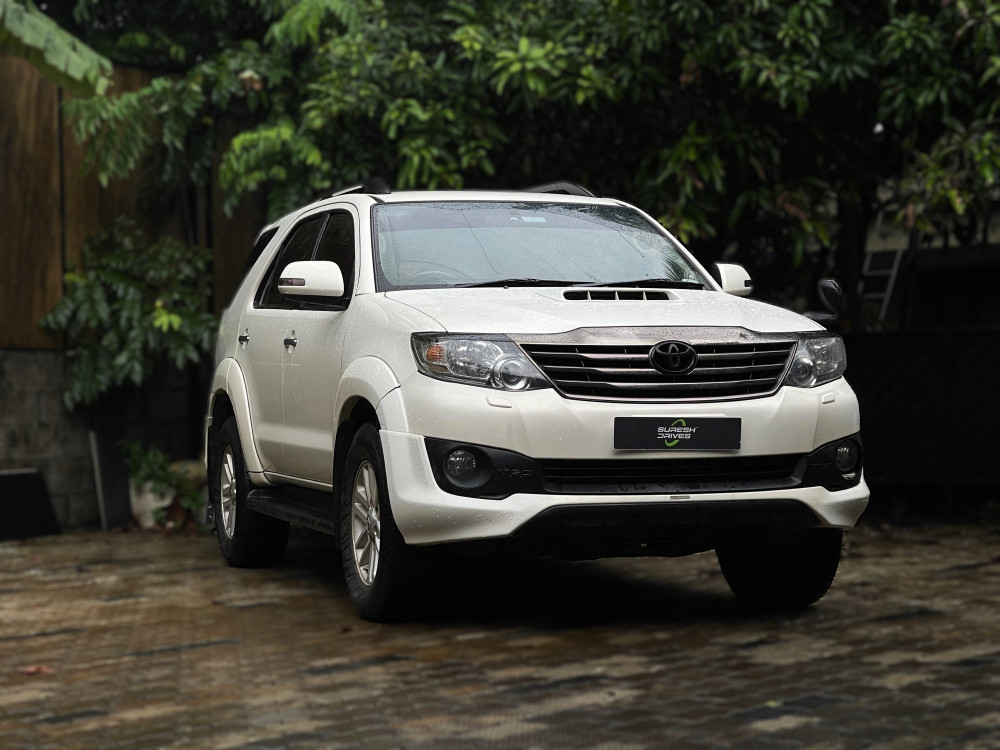 2014 TOYOTA FORTUNER 4*2 AT Image